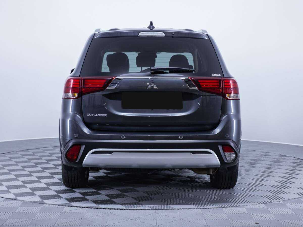 Mitsubishi Outlander 2021 года с пробегом. Фото: #5