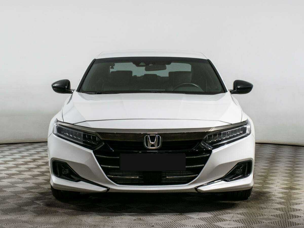 Honda Accord 2022 года с пробегом. Фото: #1