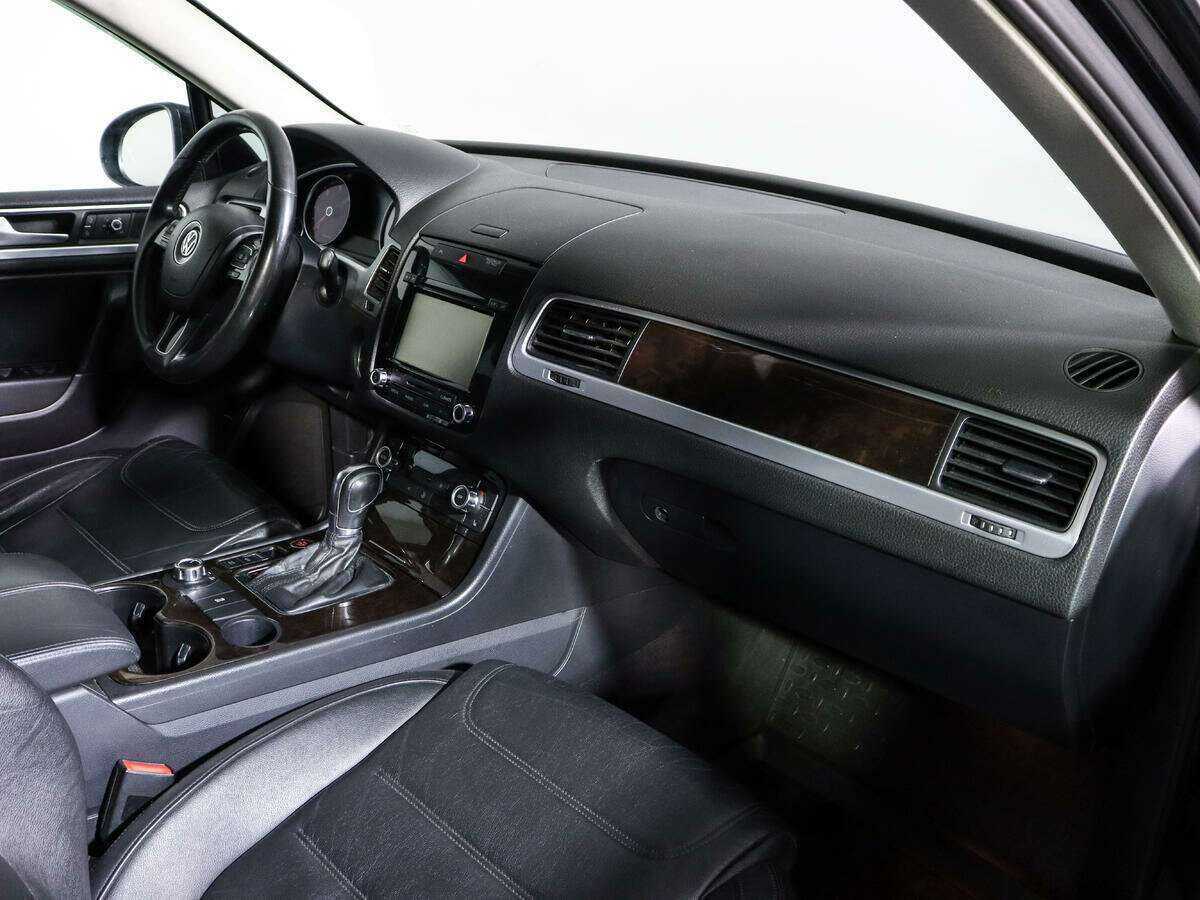 Volkswagen Touareg 2012 года с пробегом. Фото: #8