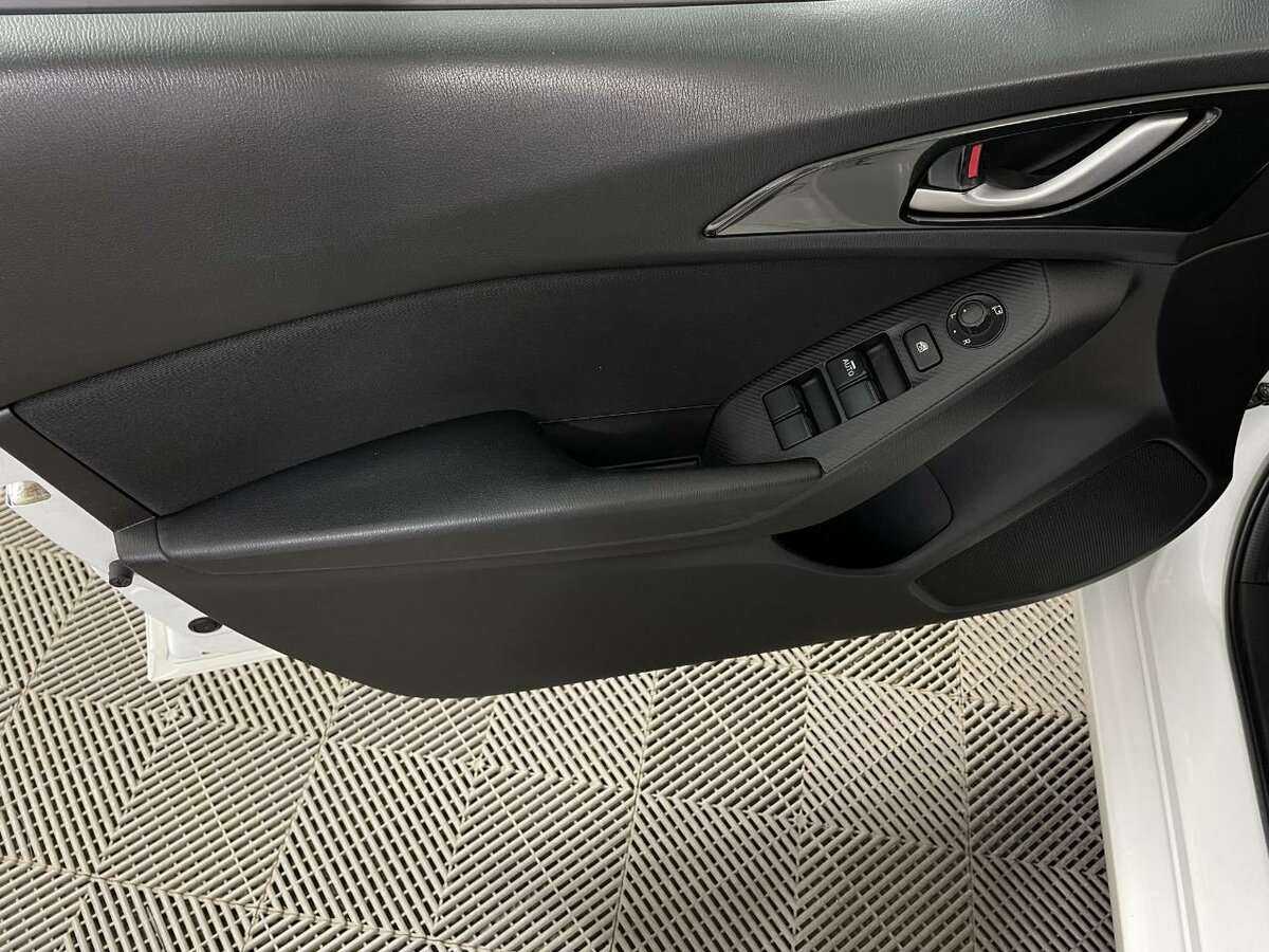 Mazda 3 2014 года с пробегом. Фото: #7