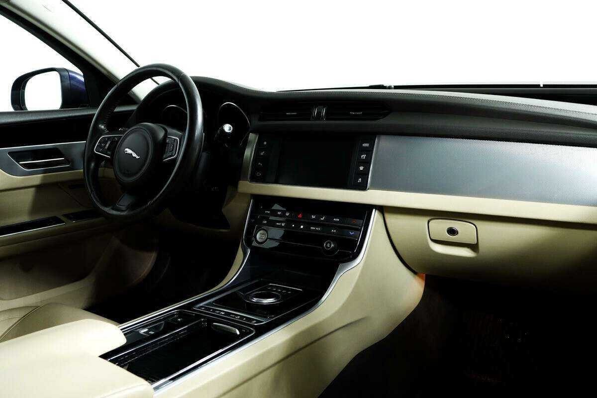 Jaguar XF 2016 года с пробегом. Фото: #8