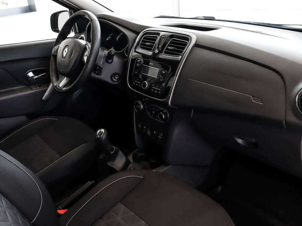 Renault Sandero 2017 года с пробегом. Фото: #10