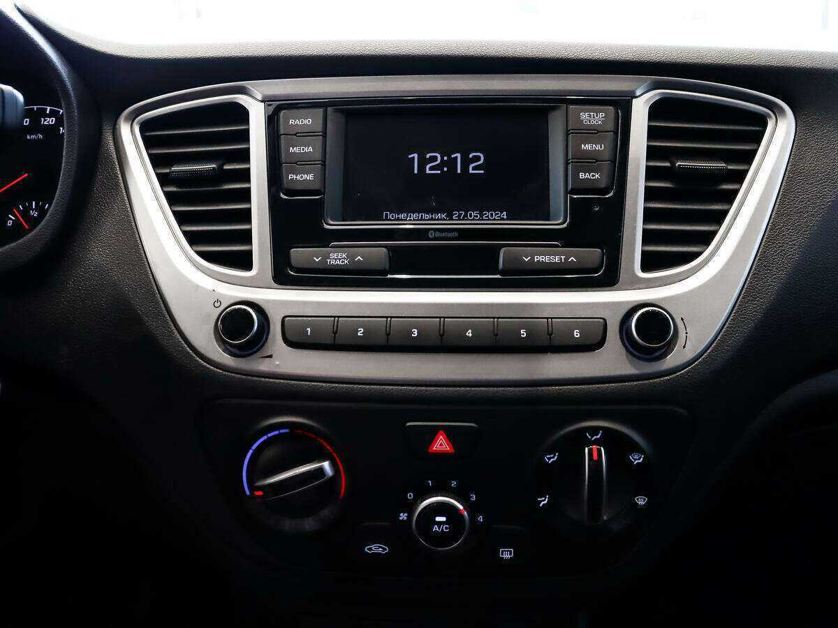 Hyundai Solaris 2021 года с пробегом. Фото: #12