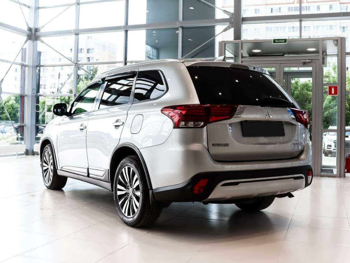 Mitsubishi Outlander 2019 года с пробегом. Фото: #6