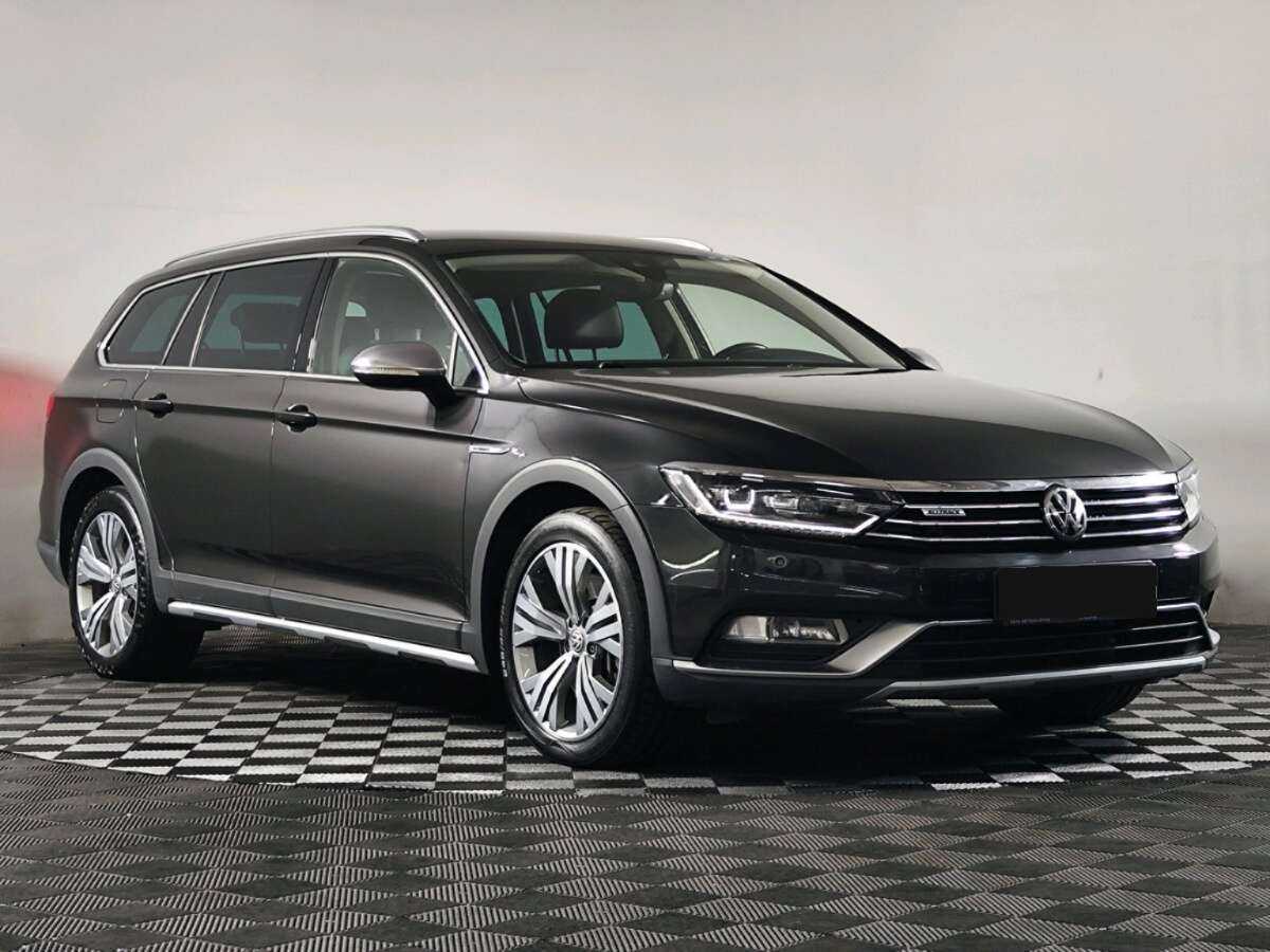 Volkswagen Passat 2019 года с пробегом. Фото: #1