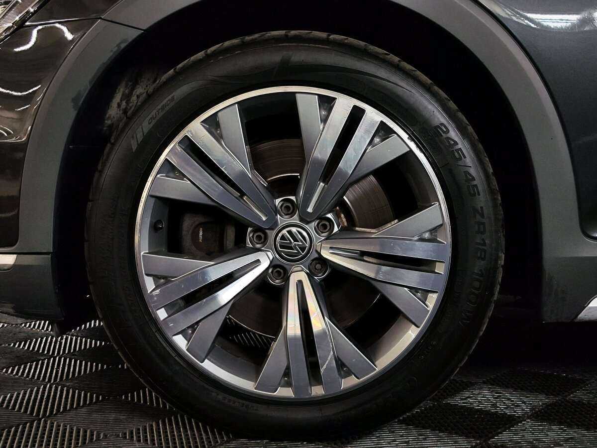 Volkswagen Passat 2019 года с пробегом. Фото: #26