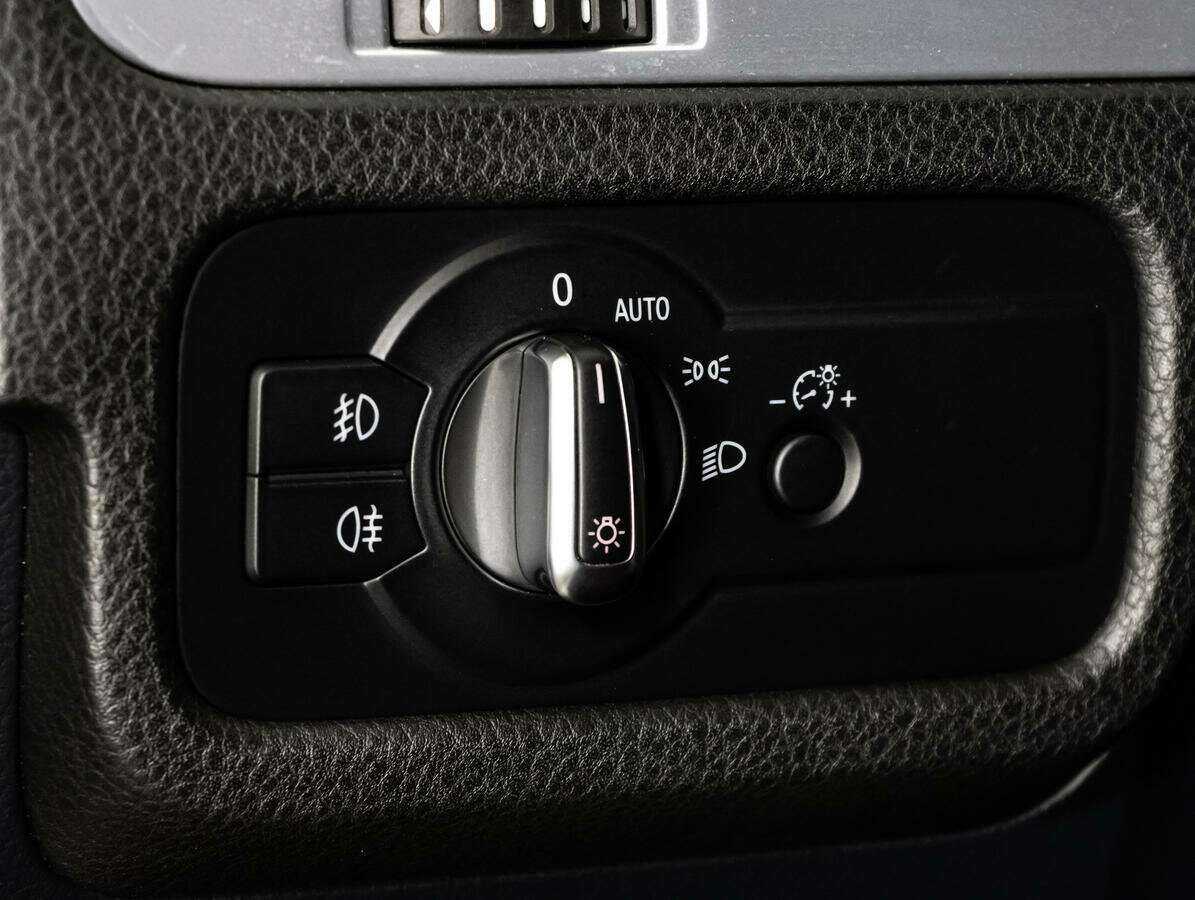 Volkswagen Touareg 2012 года с пробегом. Фото: #16