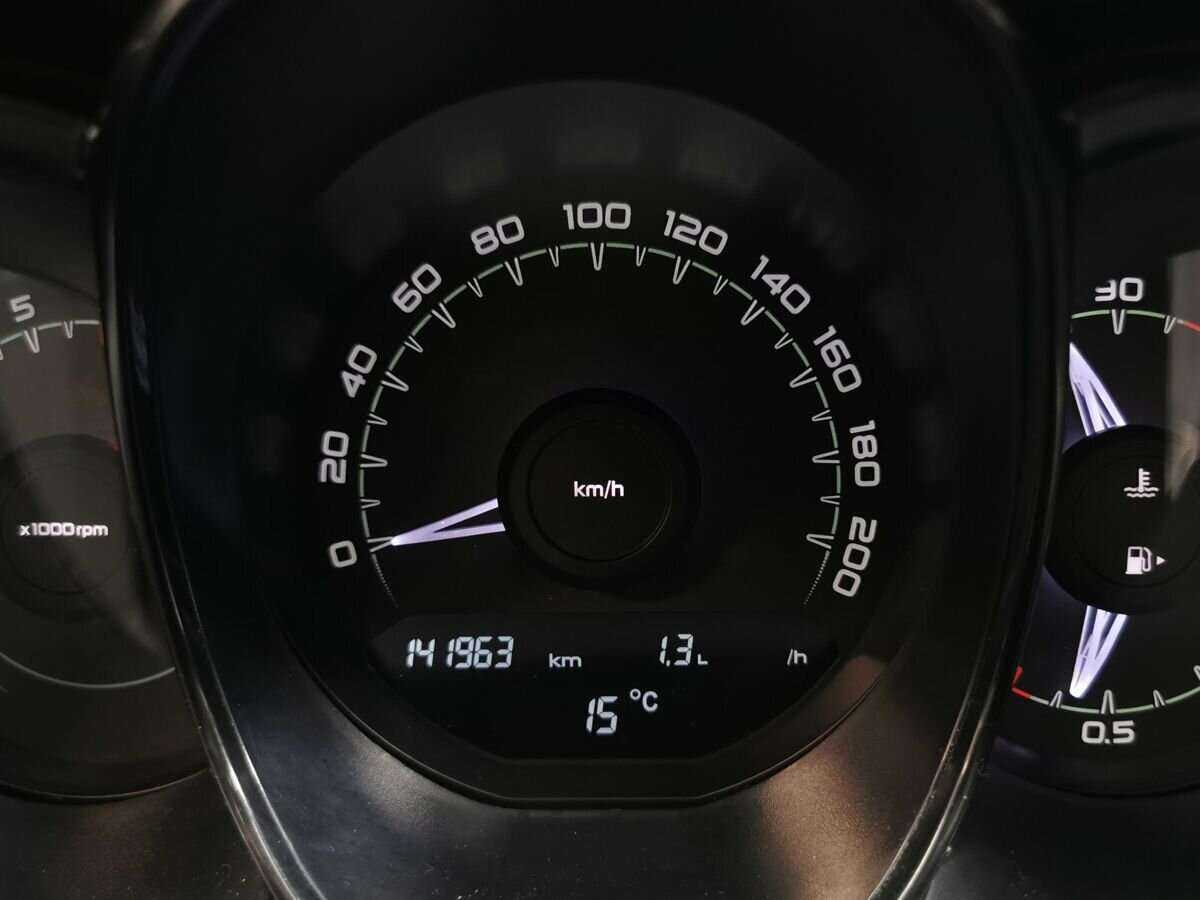 Lada (ВАЗ) Vesta 2017 года с пробегом. Фото: #15