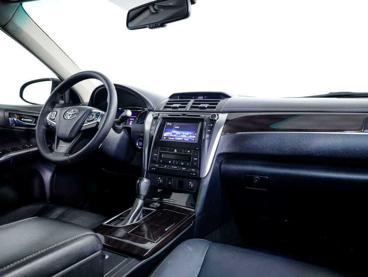 Toyota Camry 2016 года с пробегом. Фото: #7