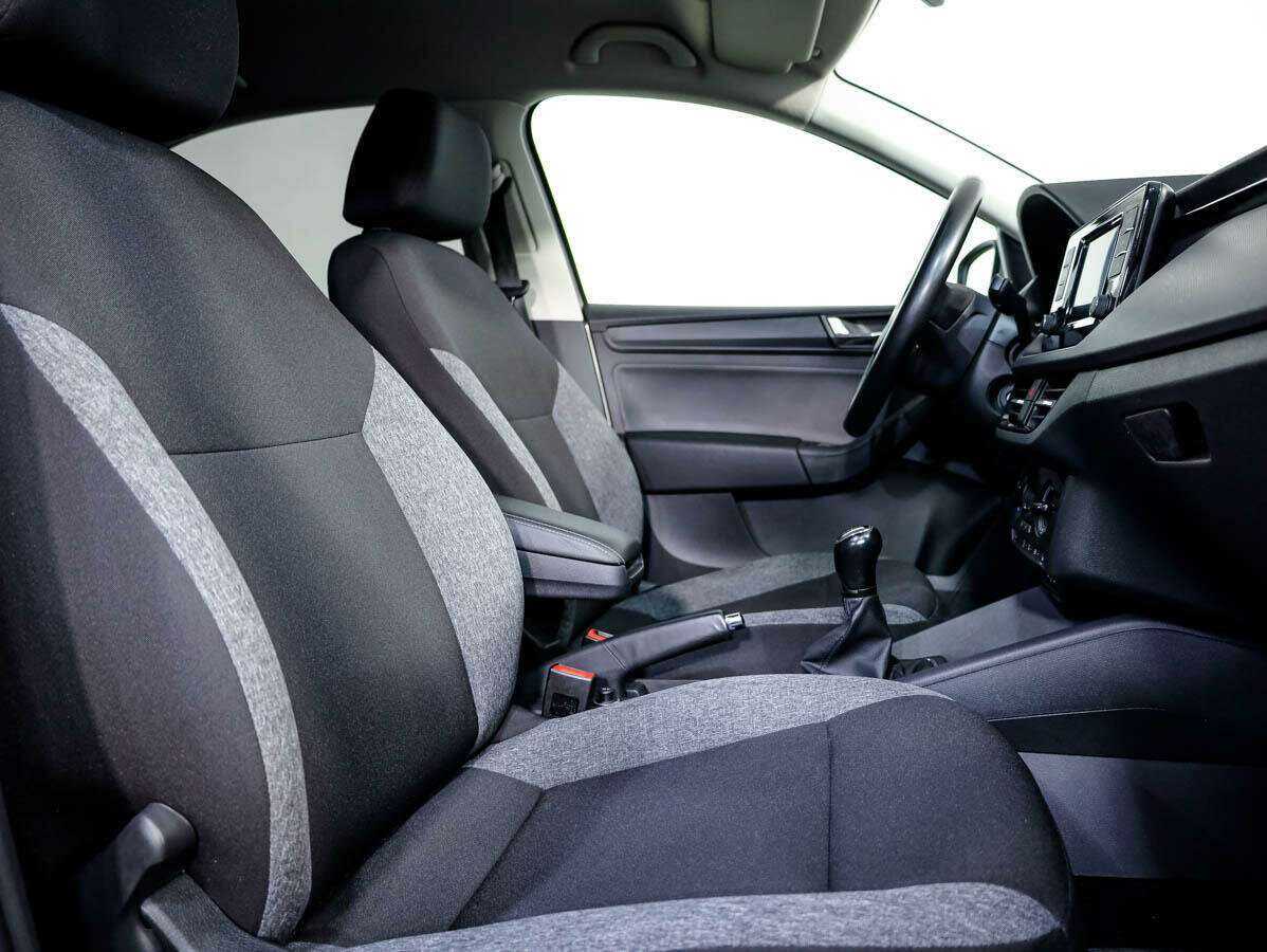 Skoda Rapid 2021 года с пробегом. Фото: #10