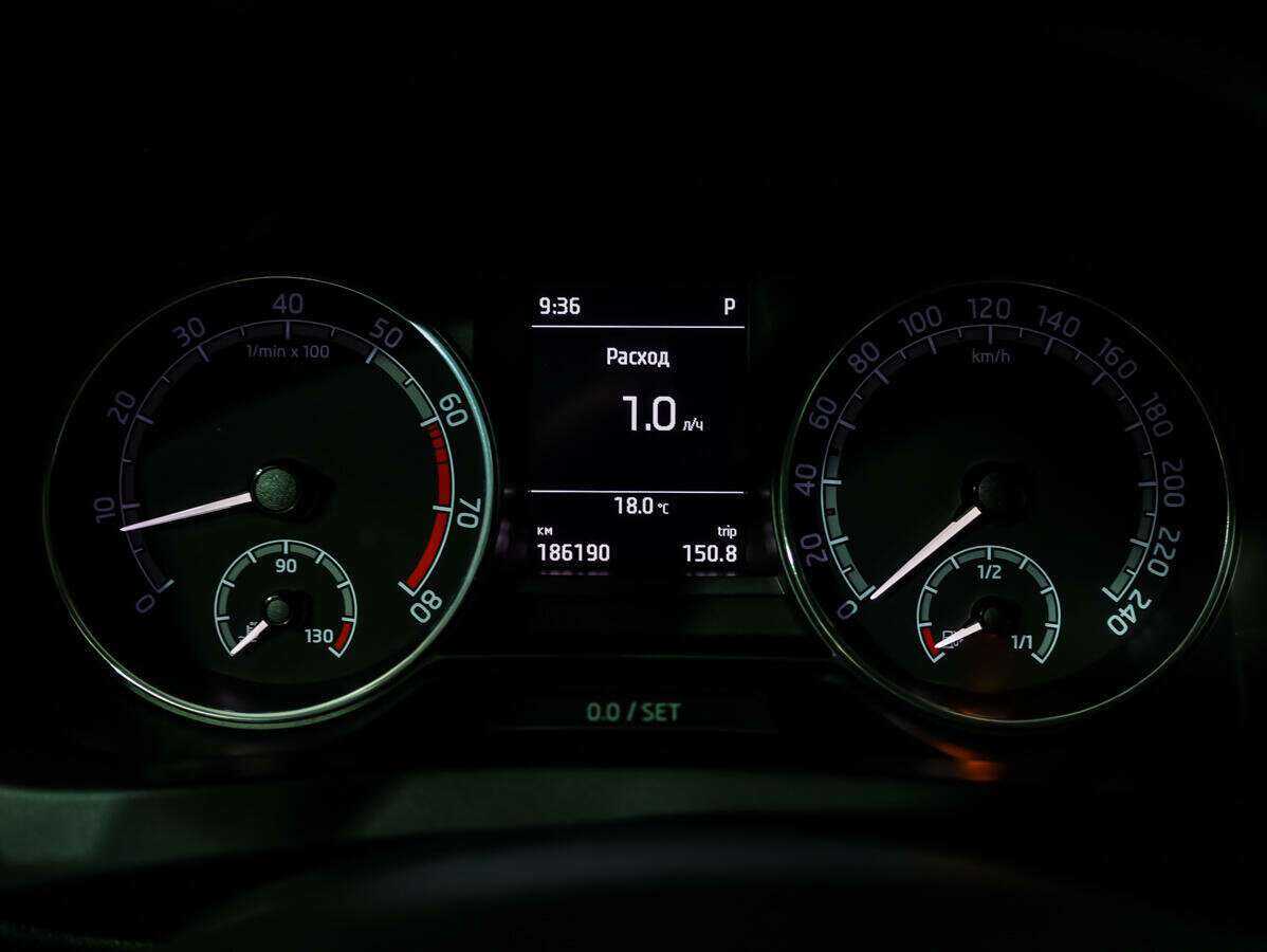 Skoda Rapid 2018 года с пробегом. Фото: #16