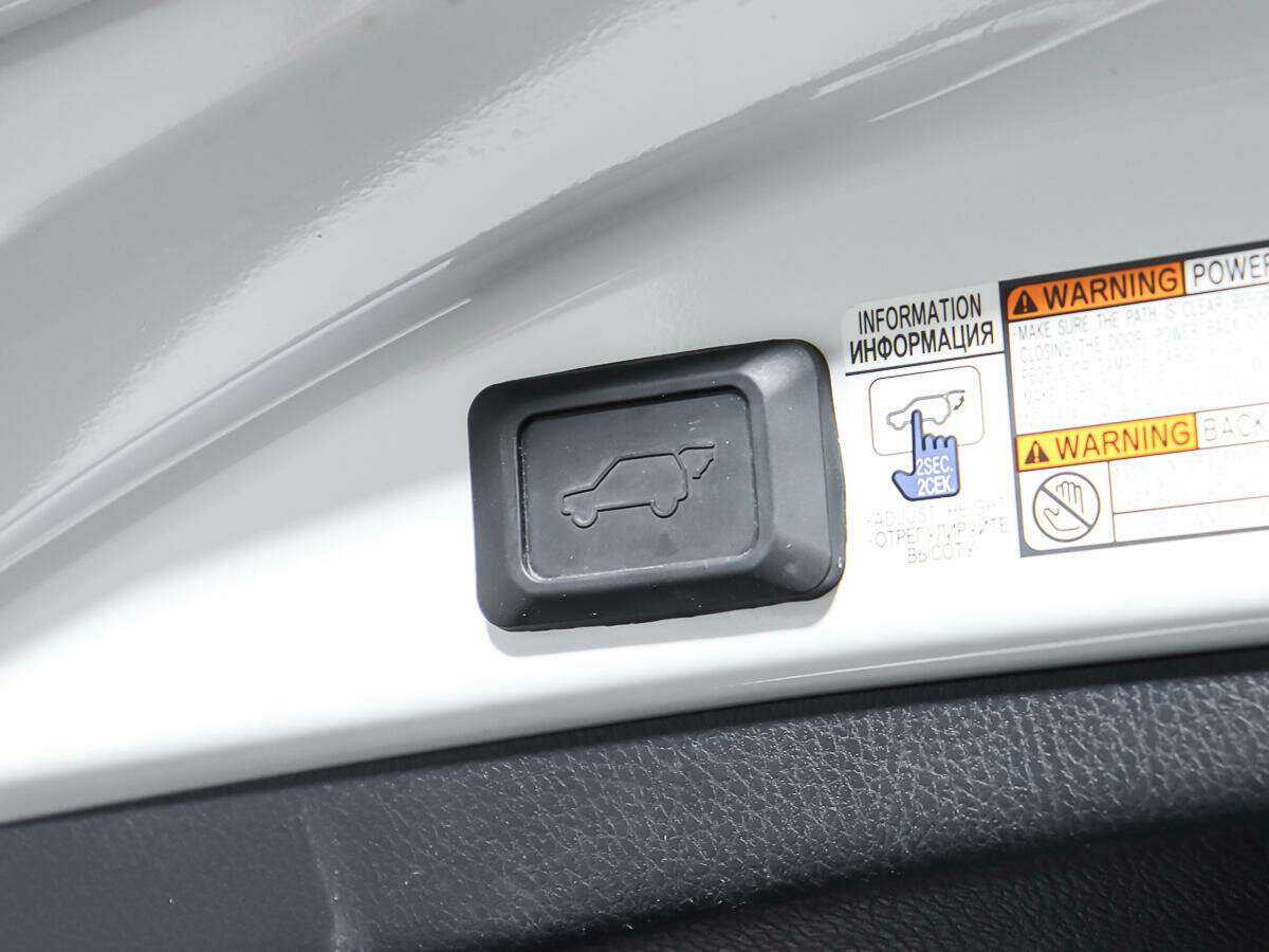 Toyota RAV4 2018 года с пробегом. Фото: #16