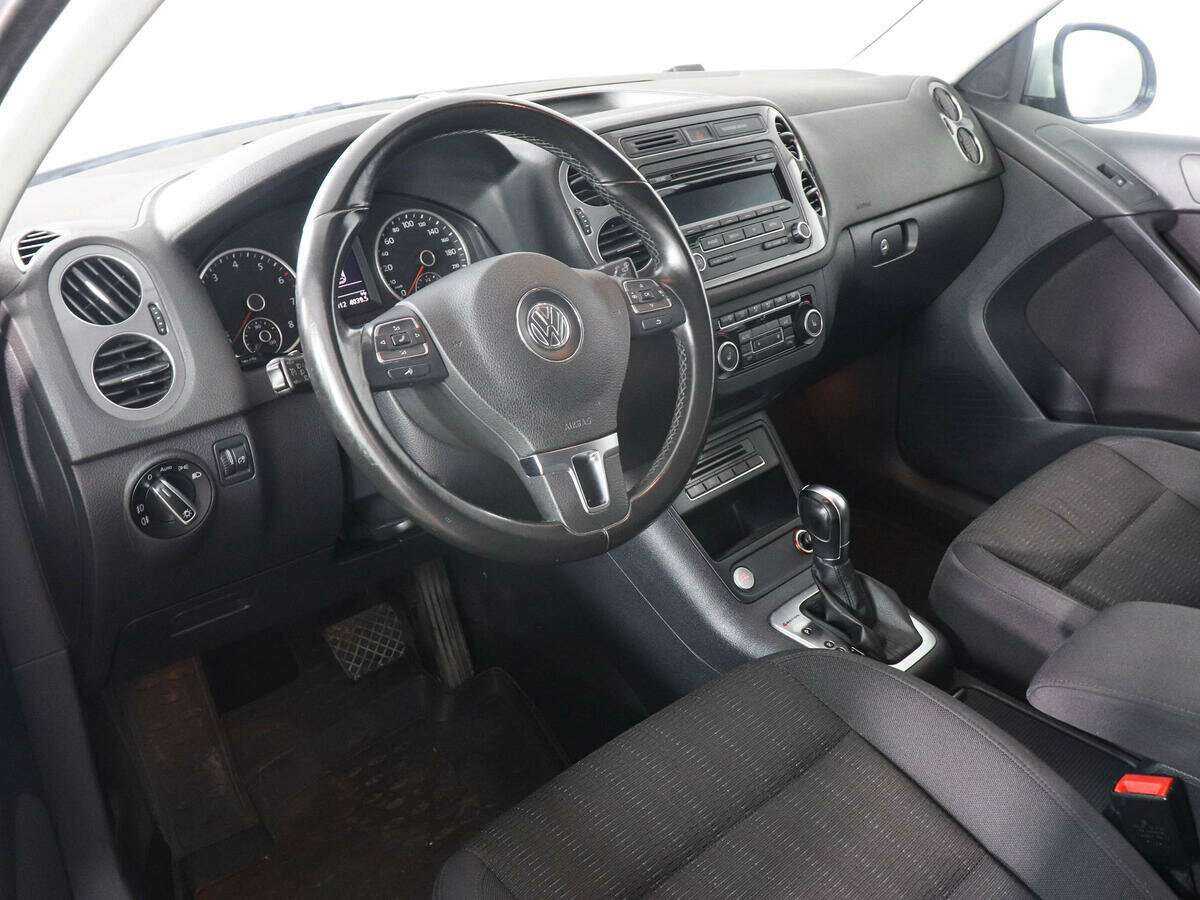 Volkswagen Tiguan 2012 года с пробегом. Фото: #8
