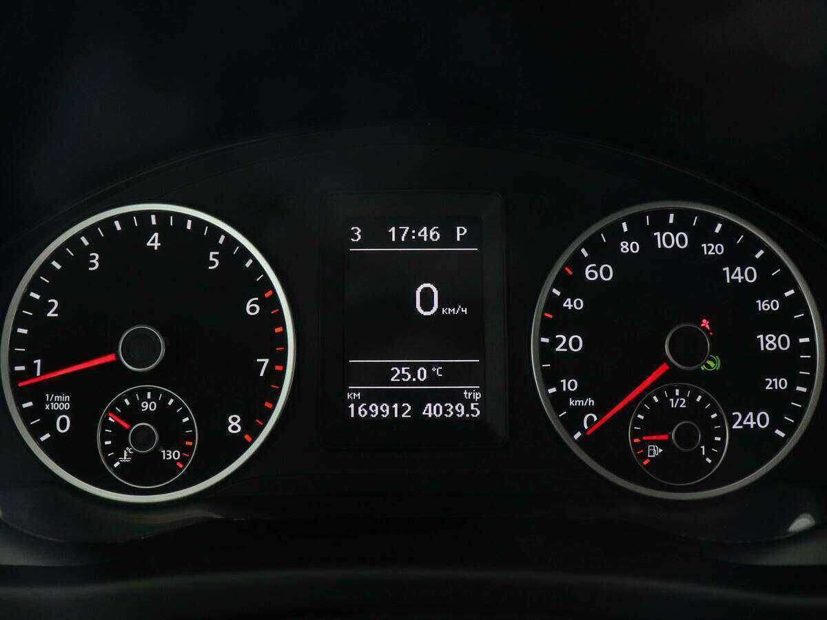 Volkswagen Tiguan 2012 года с пробегом. Фото: #10