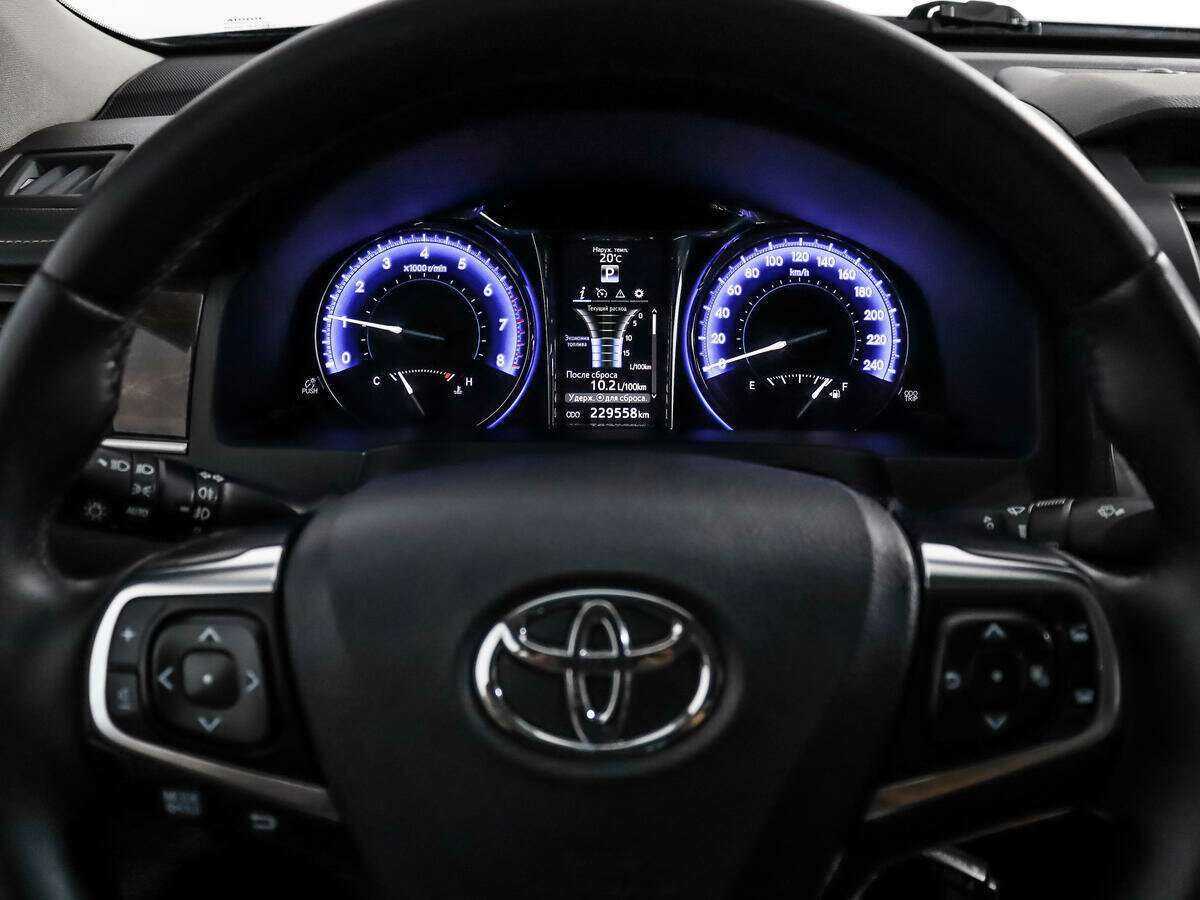 Toyota Camry 2016 года с пробегом. Фото: #17