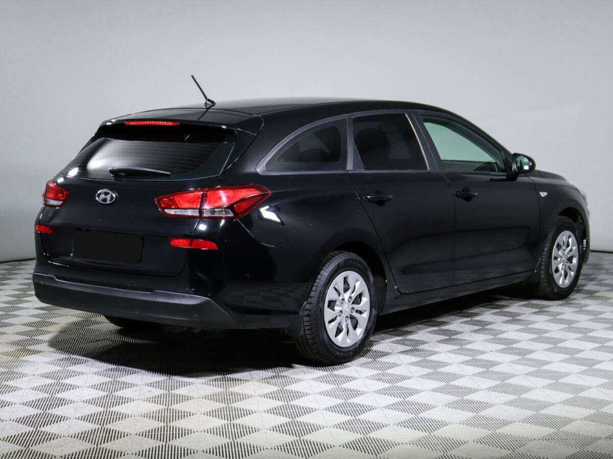 Hyundai i30 2022 года с пробегом. Фото: #3