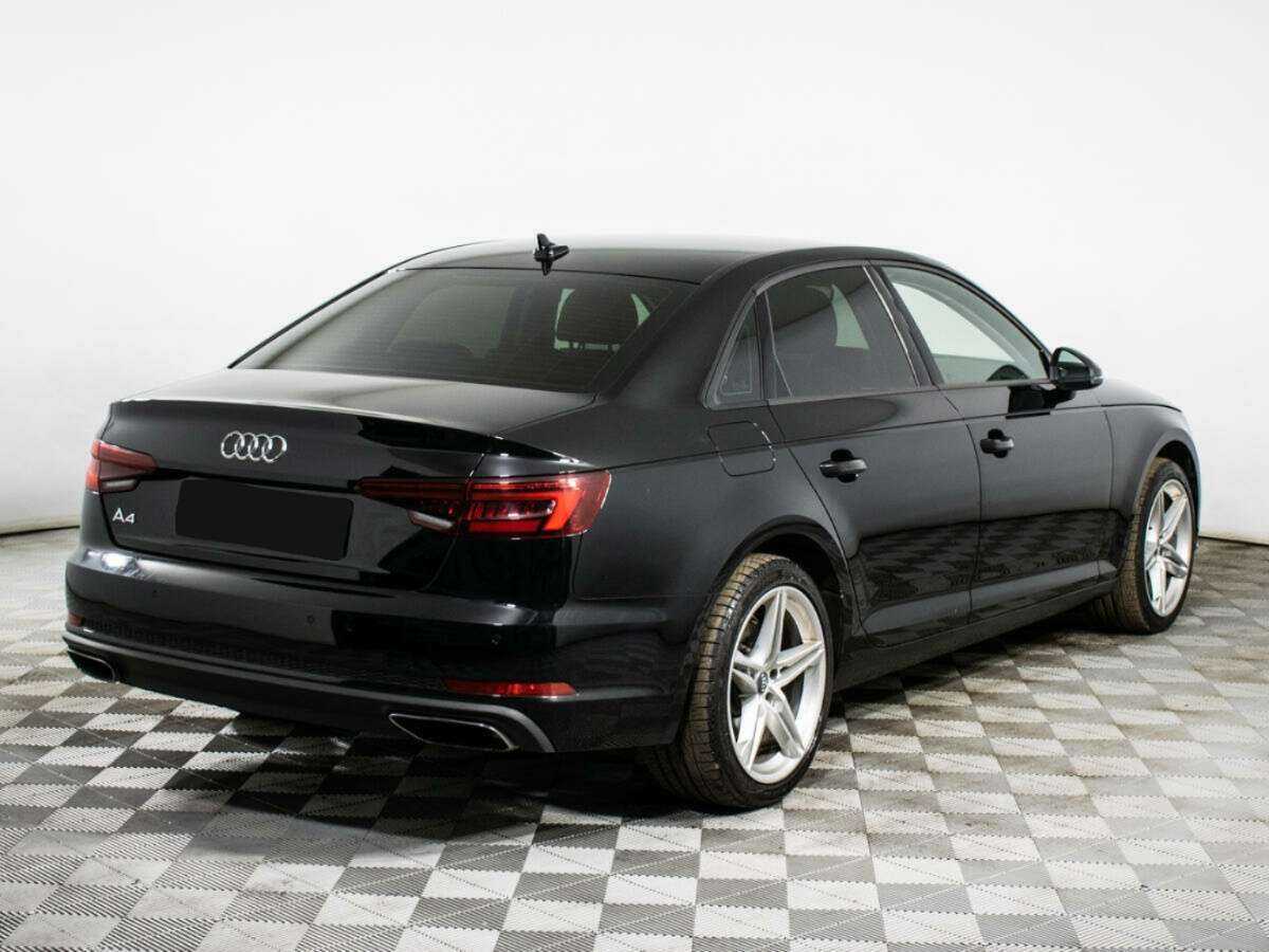Audi A4 2019 года с пробегом. Фото: #3