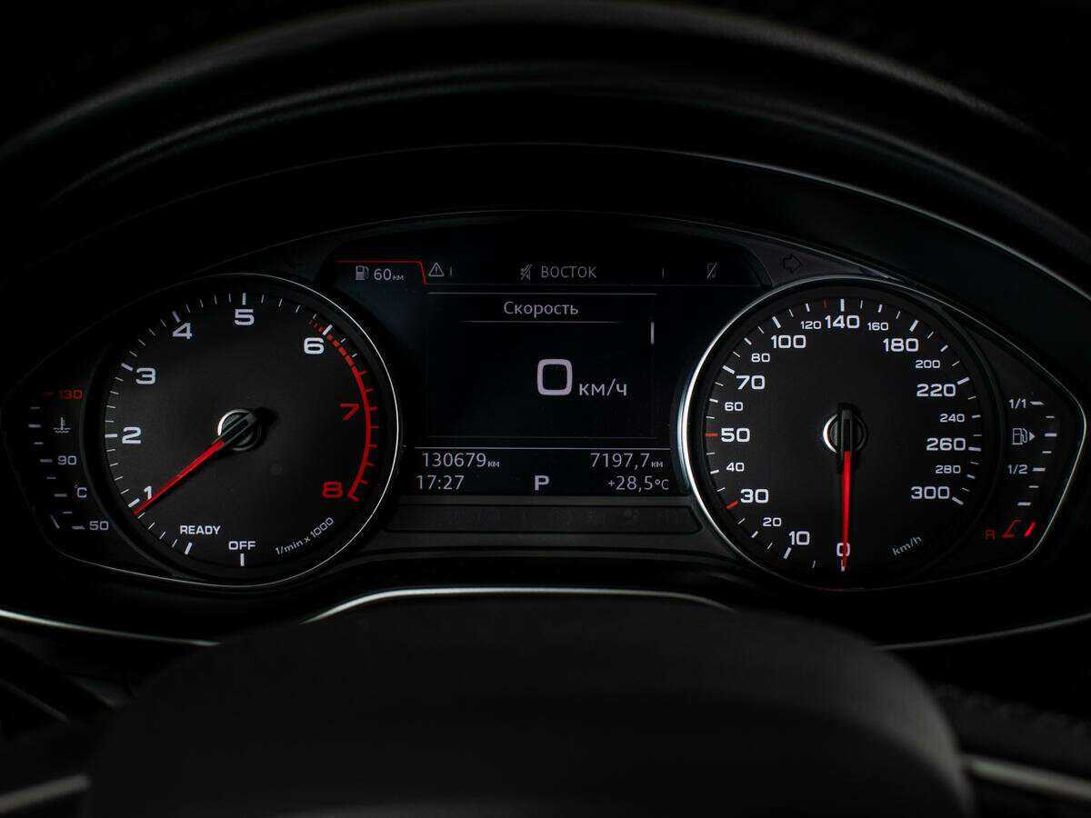 Audi A4 2019 года с пробегом. Фото: #9