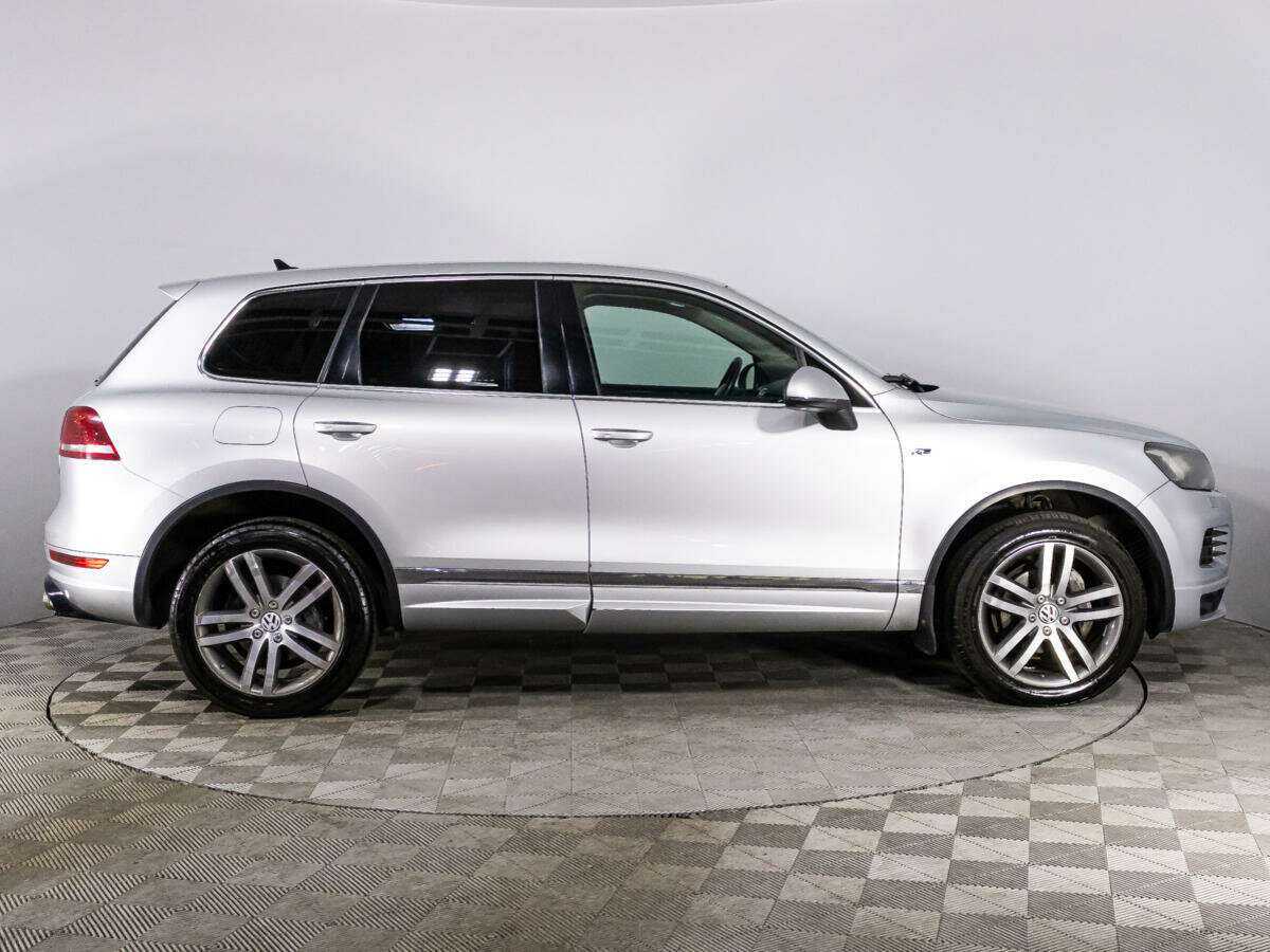 Volkswagen Touareg 2012 года с пробегом. Фото: #3