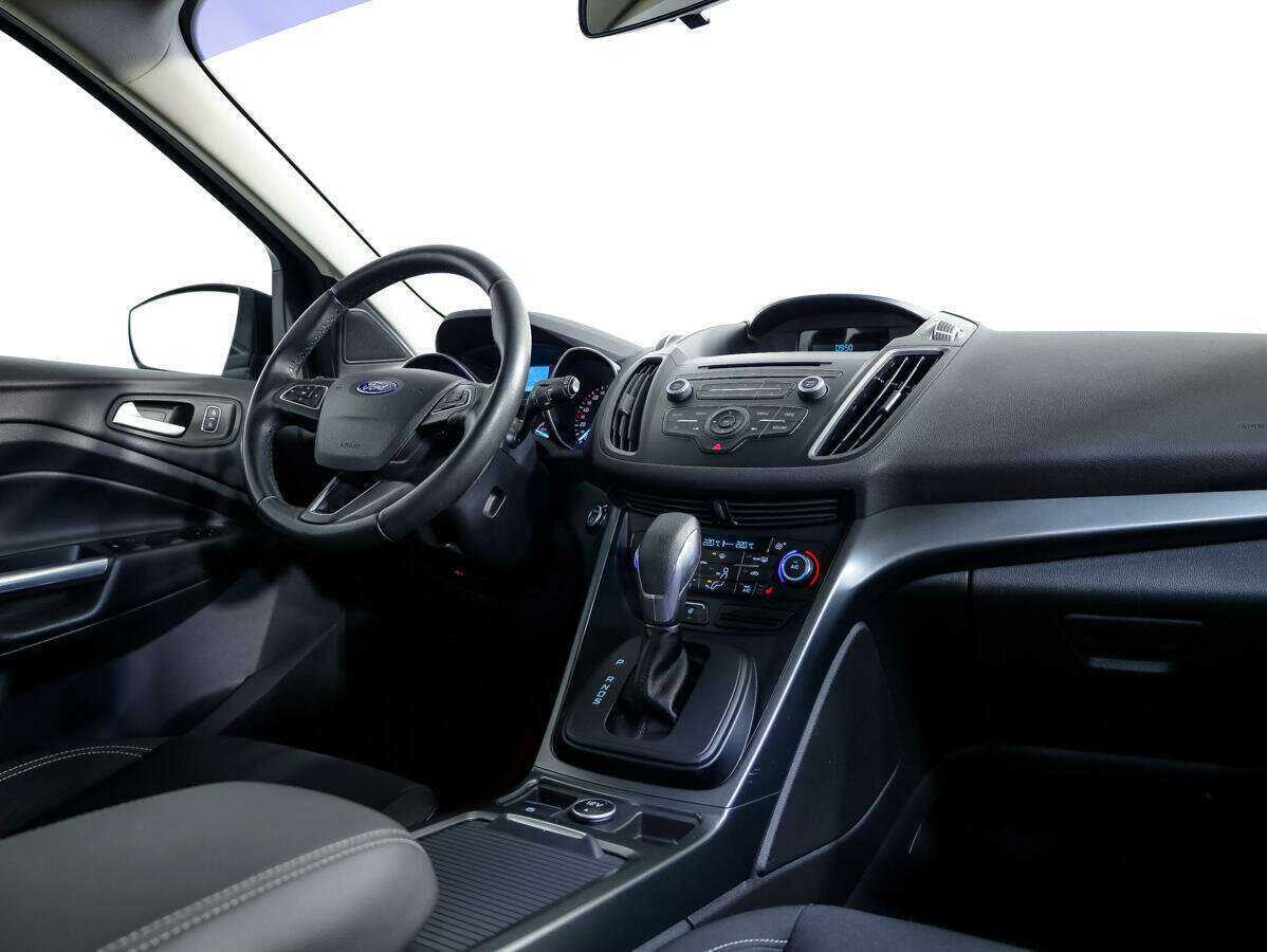 Ford Kuga 2018 года с пробегом. Фото: #7