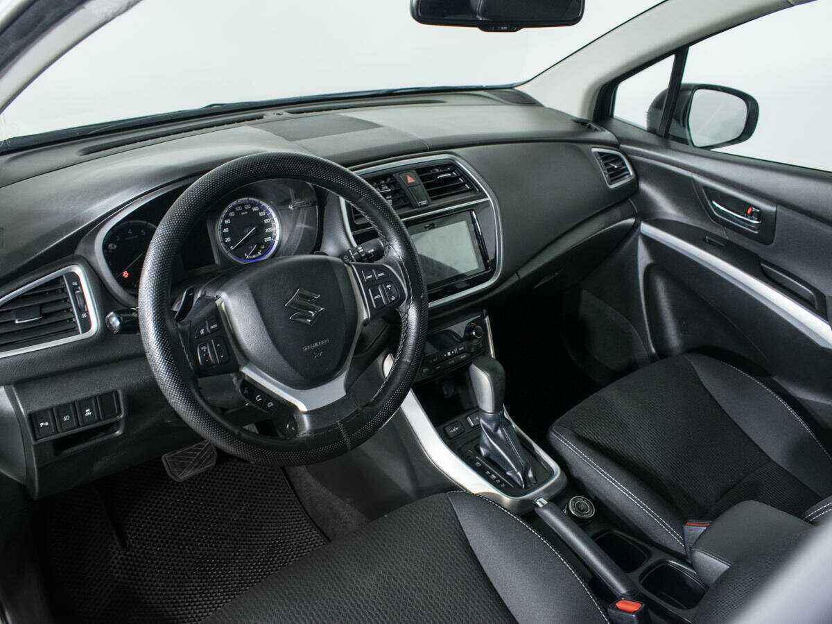 Suzuki SX4 2018 года с пробегом. Фото: #12