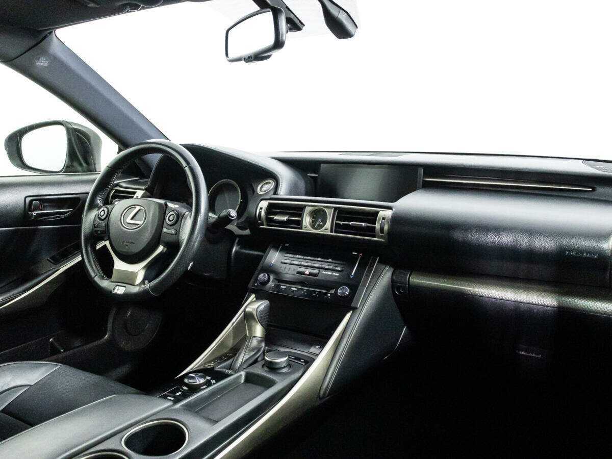 Lexus IS 2014 года с пробегом. Фото: #8