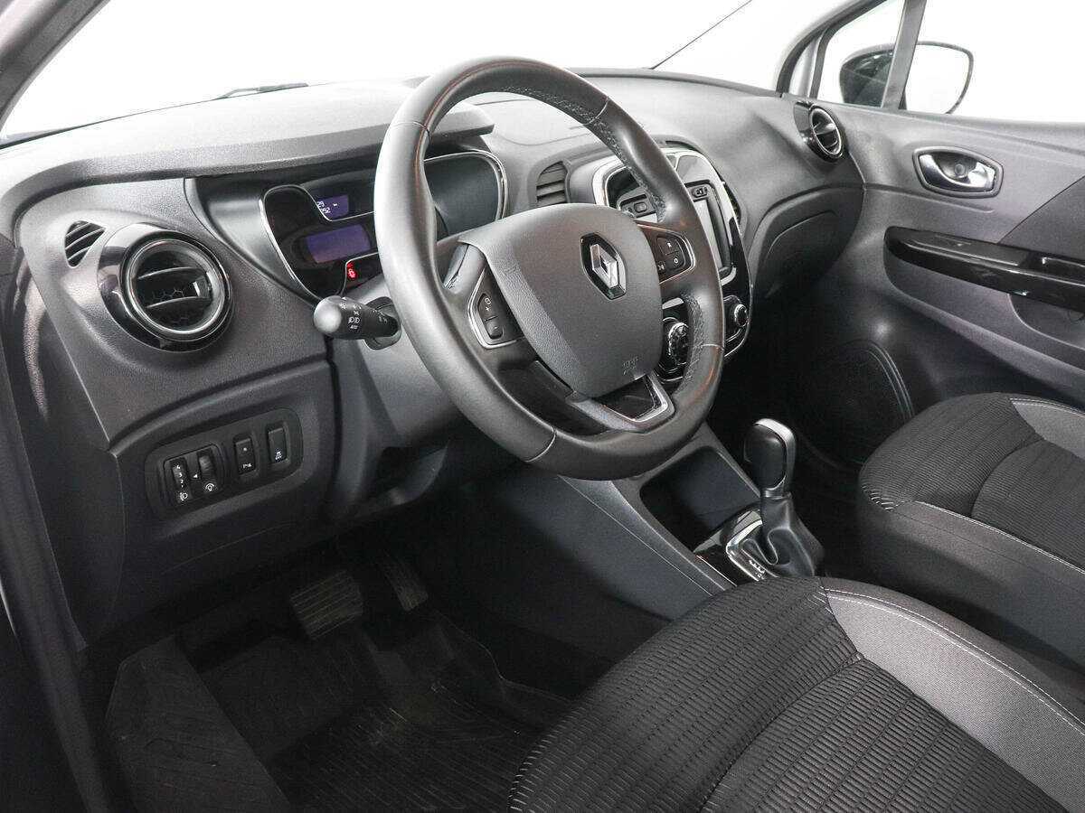 Renault Kaptur 2019 года с пробегом. Фото: #8