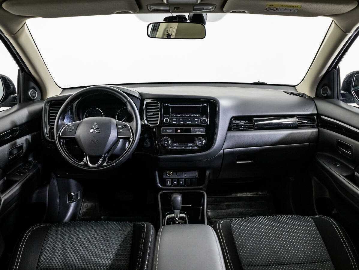 Mitsubishi Outlander 2019 года с пробегом. Фото: #10