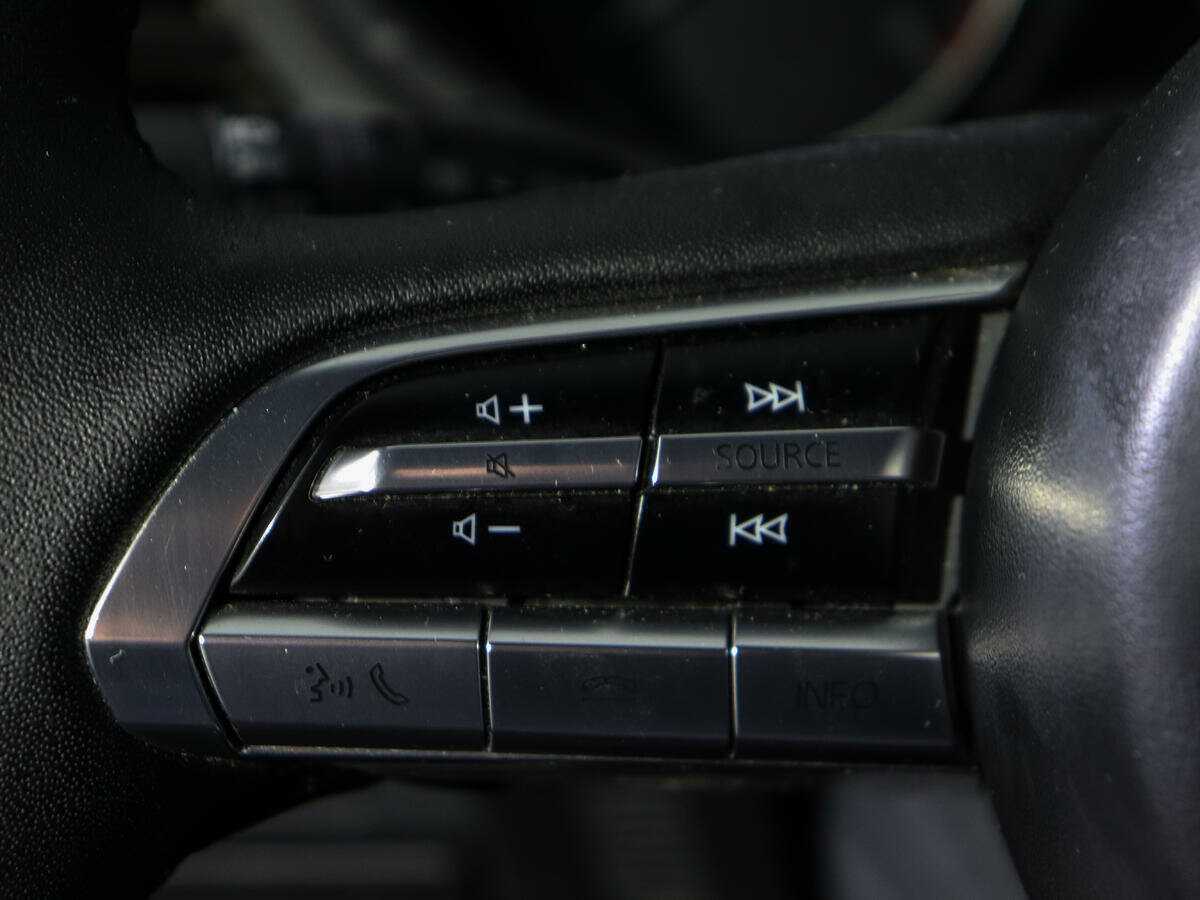 Mazda 3 2019 года с пробегом. Фото: #20