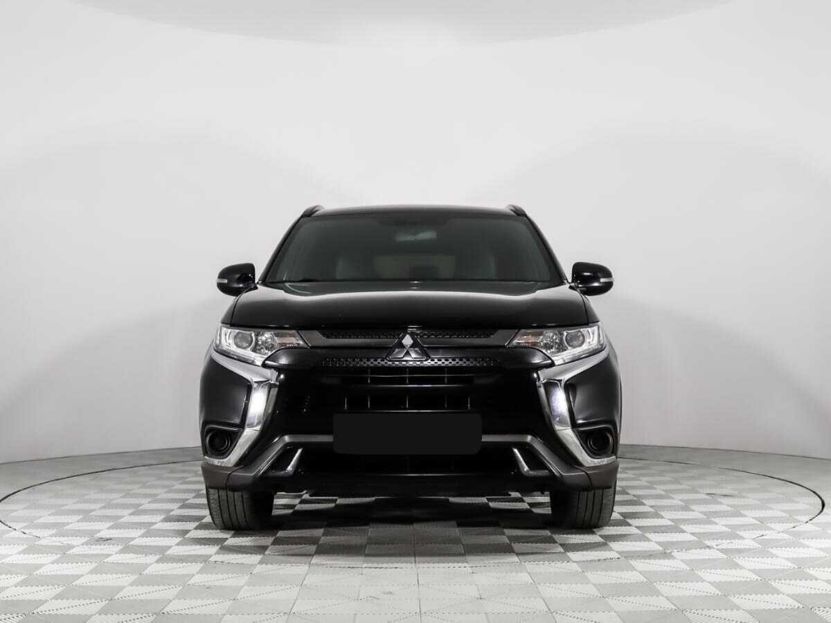 Mitsubishi Outlander 2021 года с пробегом. Фото: #1