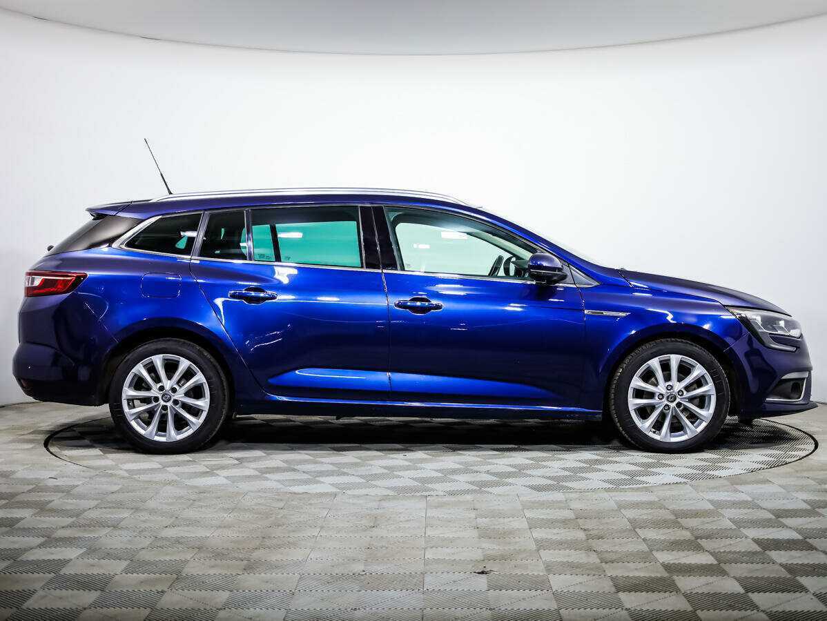 Renault Megane 2017 года с пробегом. Фото: #2