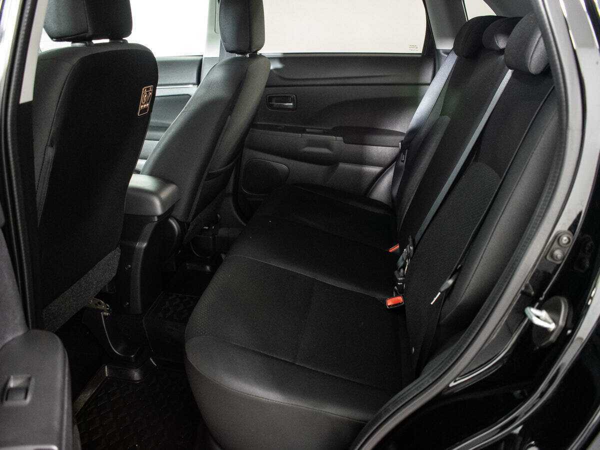 Mitsubishi ASX 2014 года с пробегом. Фото: #9