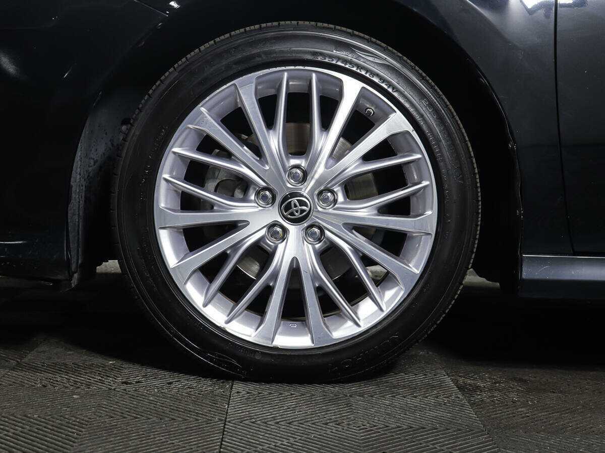 Toyota Camry 2021 года с пробегом. Фото: #22