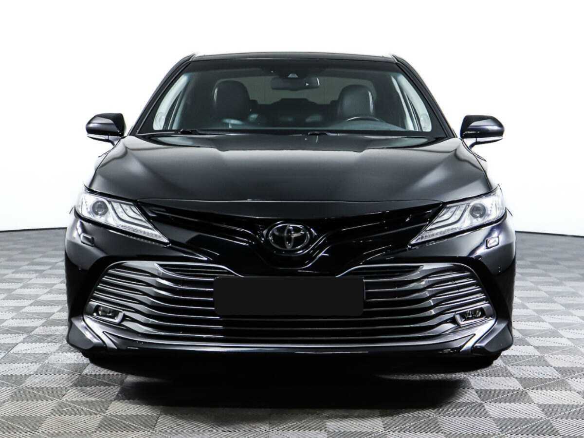Toyota Camry 2020 года с пробегом. Фото: #1
