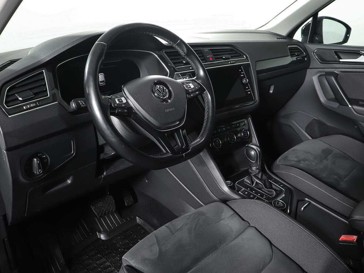 Volkswagen Tiguan 2018 года с пробегом. Фото: #12