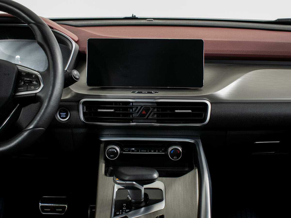 Geely Coolray 2023 года с пробегом. Фото: #8