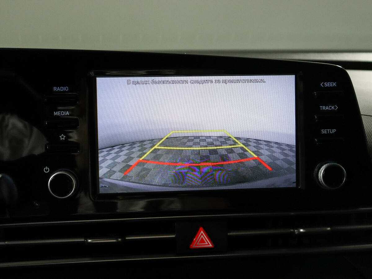 Hyundai Elantra 2022 года с пробегом. Фото: #14