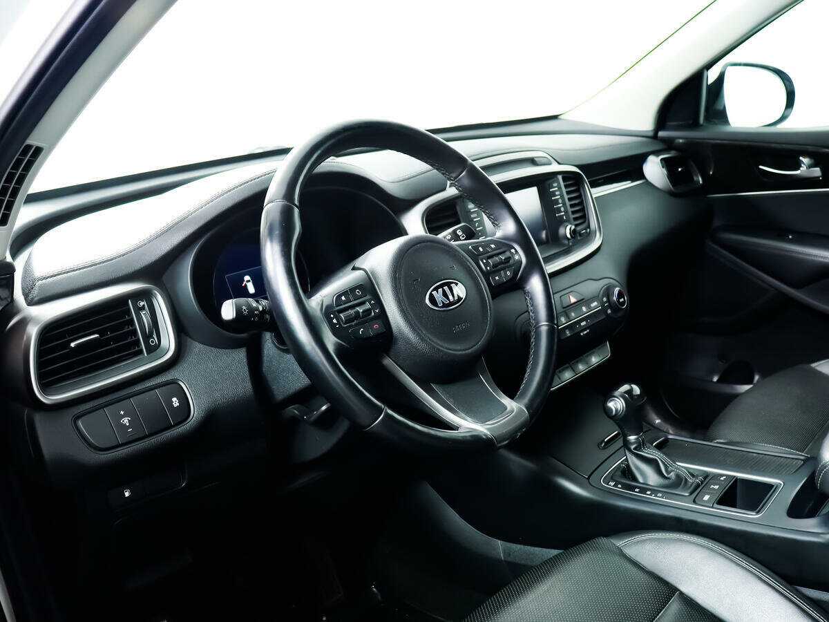 Kia Sorento 2017 года с пробегом. Фото: #12
