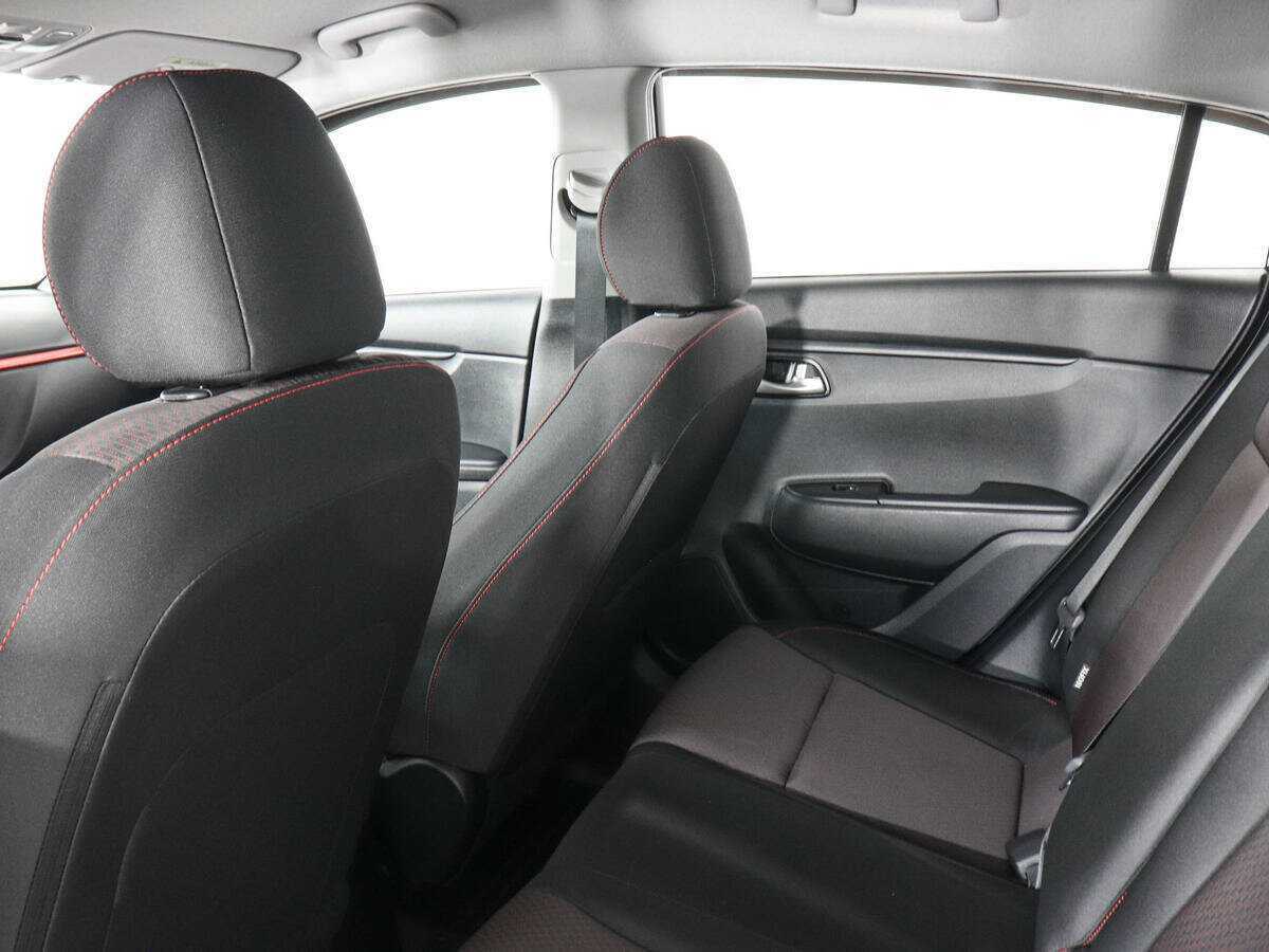 Kia Rio 2021 года с пробегом. Фото: #11