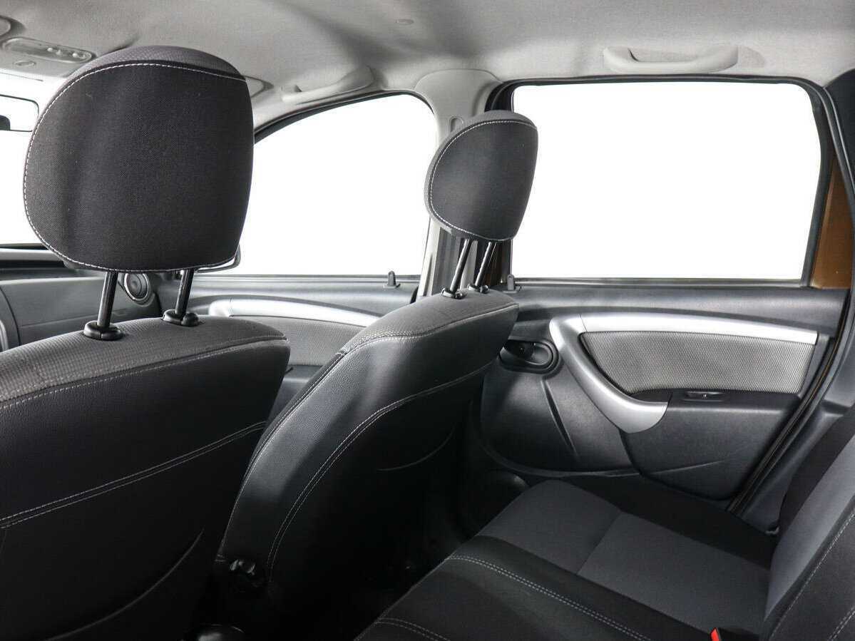 Renault Duster 2013 года с пробегом. Фото: #7