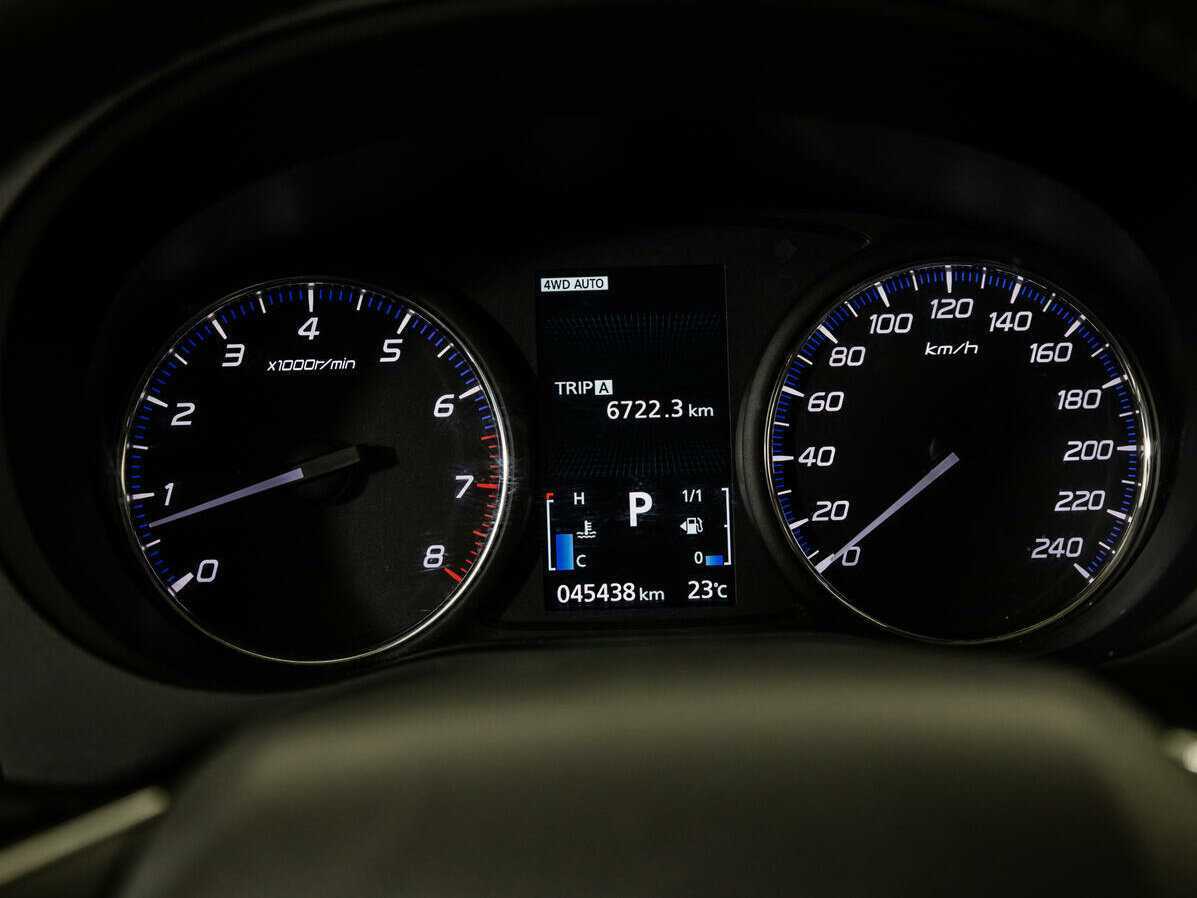 Mitsubishi Outlander 2015 года с пробегом. Фото: #9