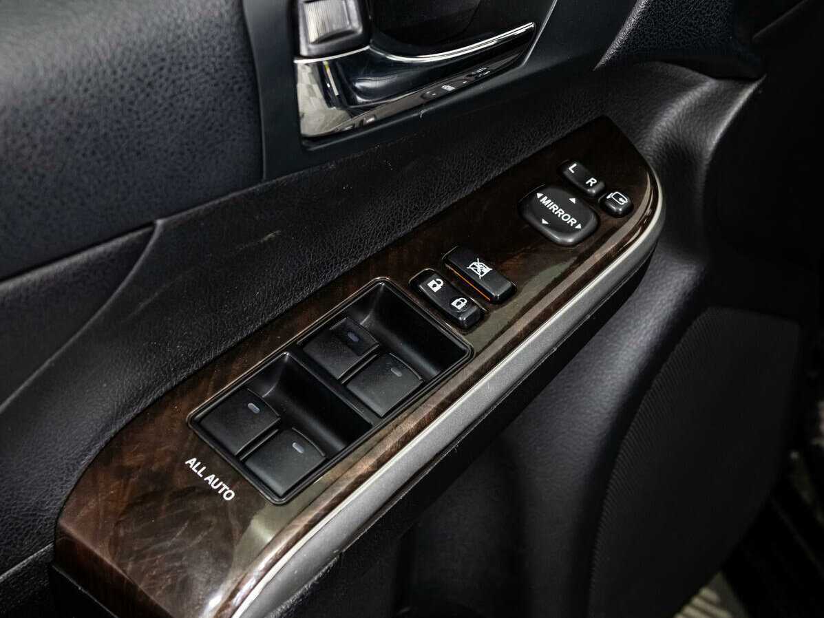 Toyota Camry 2016 года с пробегом. Фото: #14