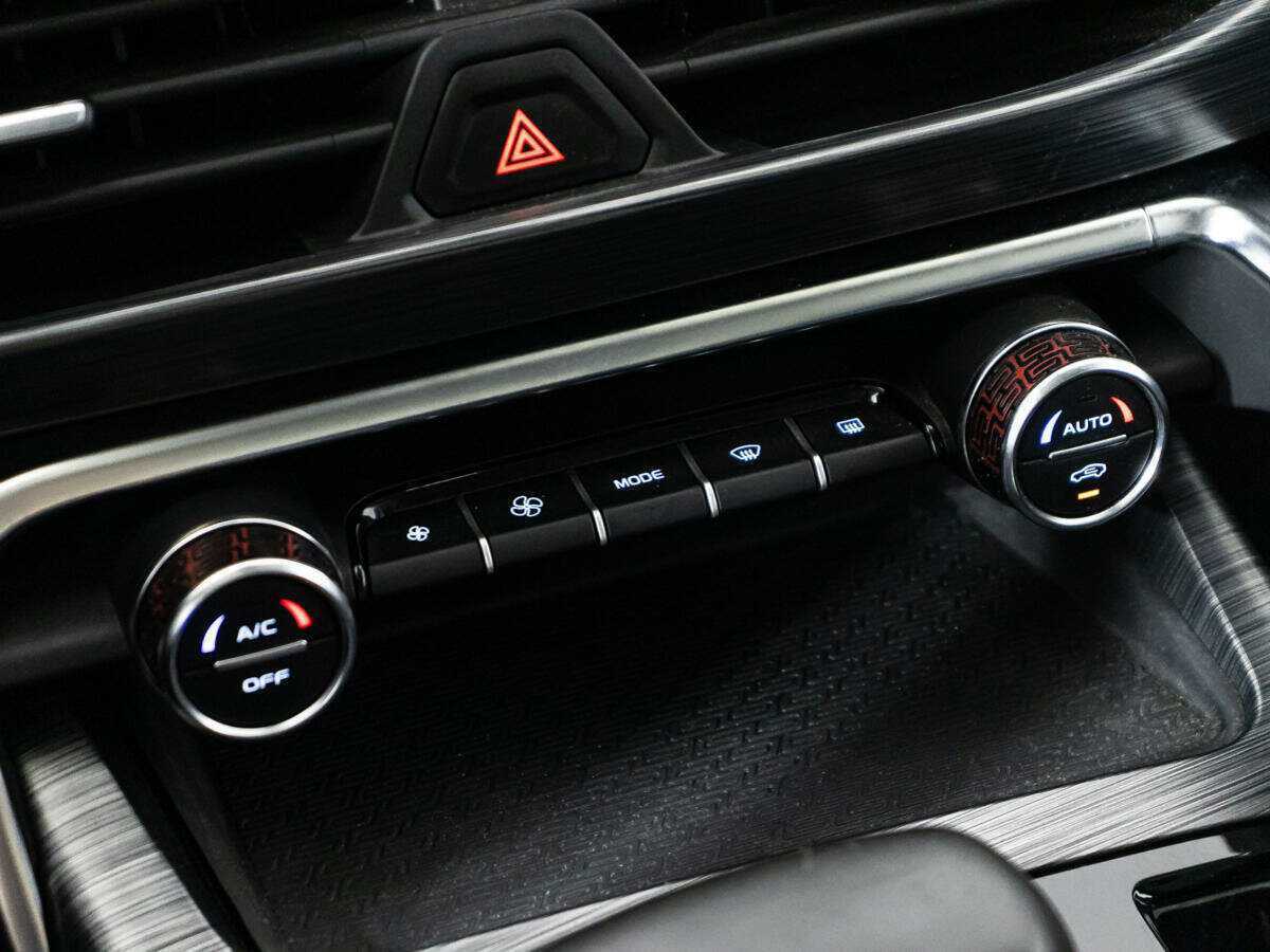 Geely Tugella 2021 года с пробегом. Фото: #17