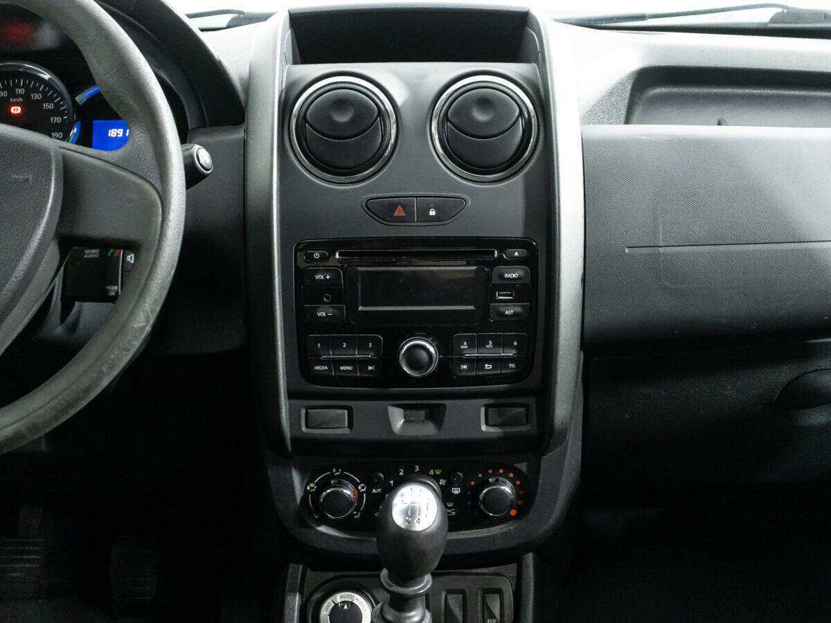 Б/У Рено Дастер 2016 года. Фото: #13