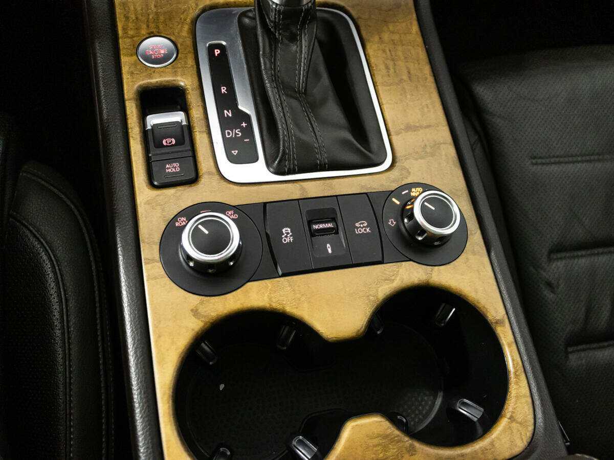 Volkswagen Touareg 2013 года с пробегом. Фото: #15