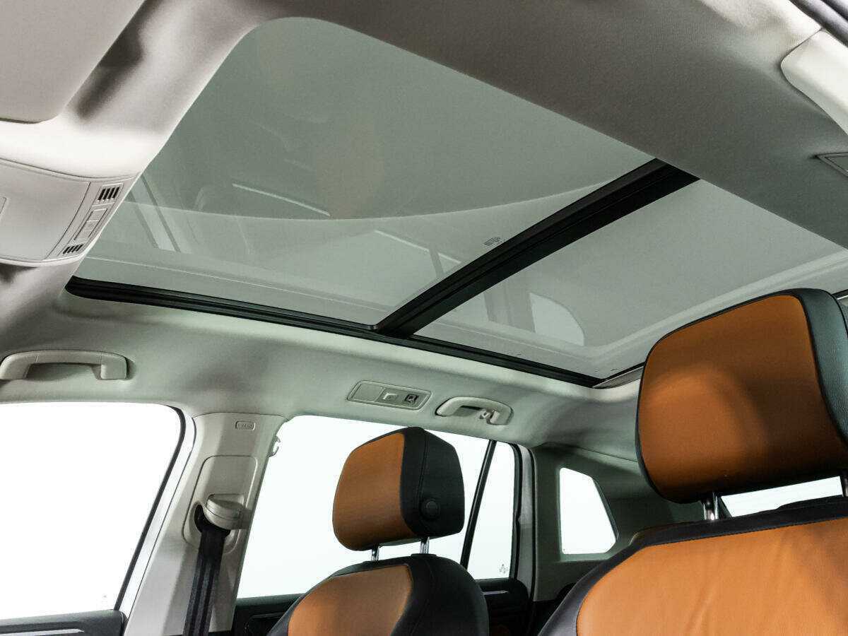 Volkswagen Tiguan 2017 года с пробегом. Фото: #12