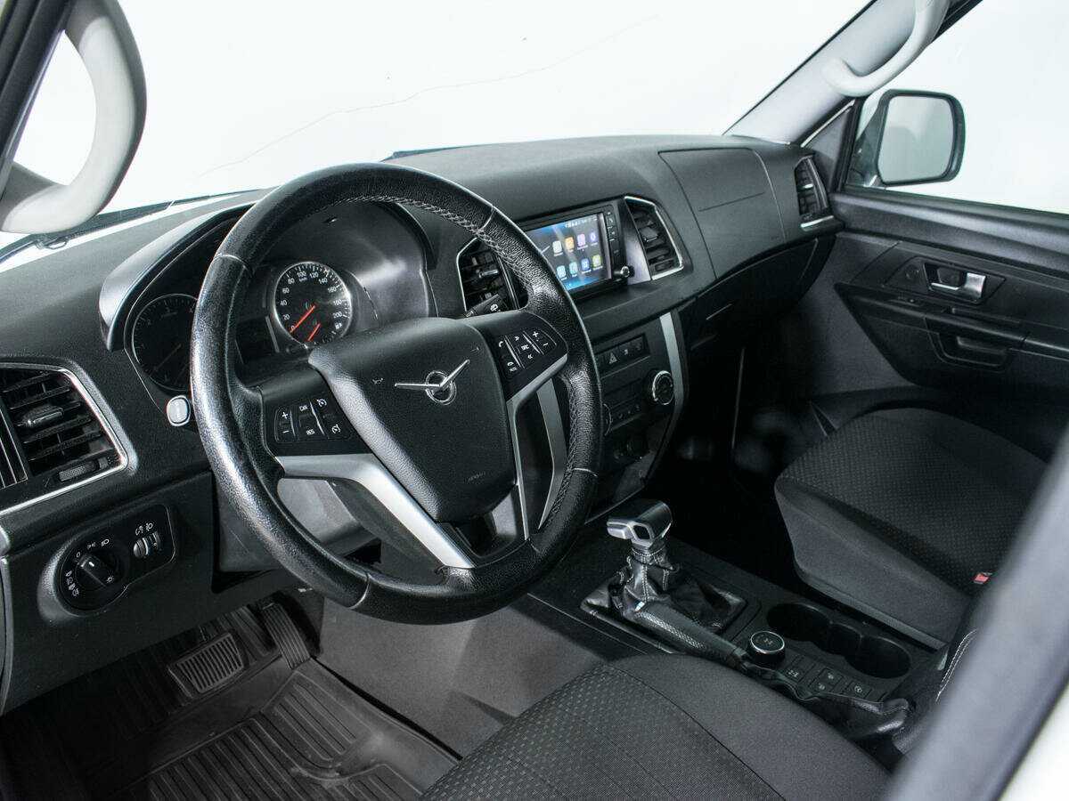 УАЗ Patriot 2018 года с пробегом. Фото: #12