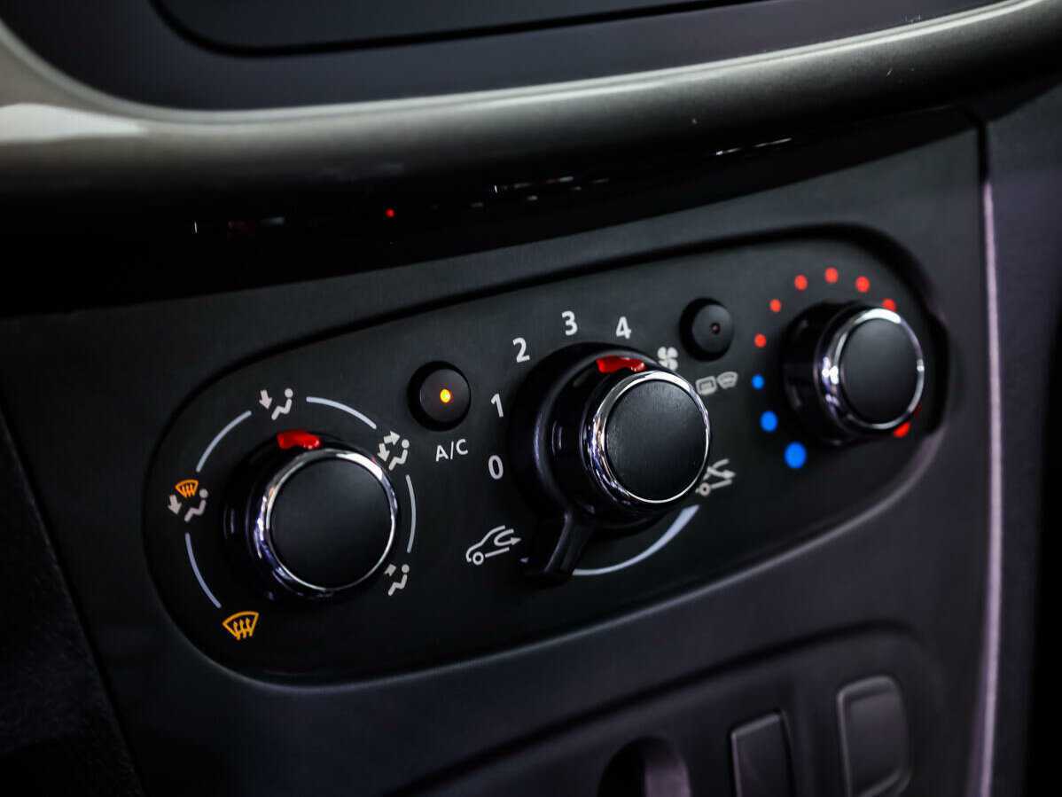 Renault Logan 2019 года с пробегом. Фото: #11