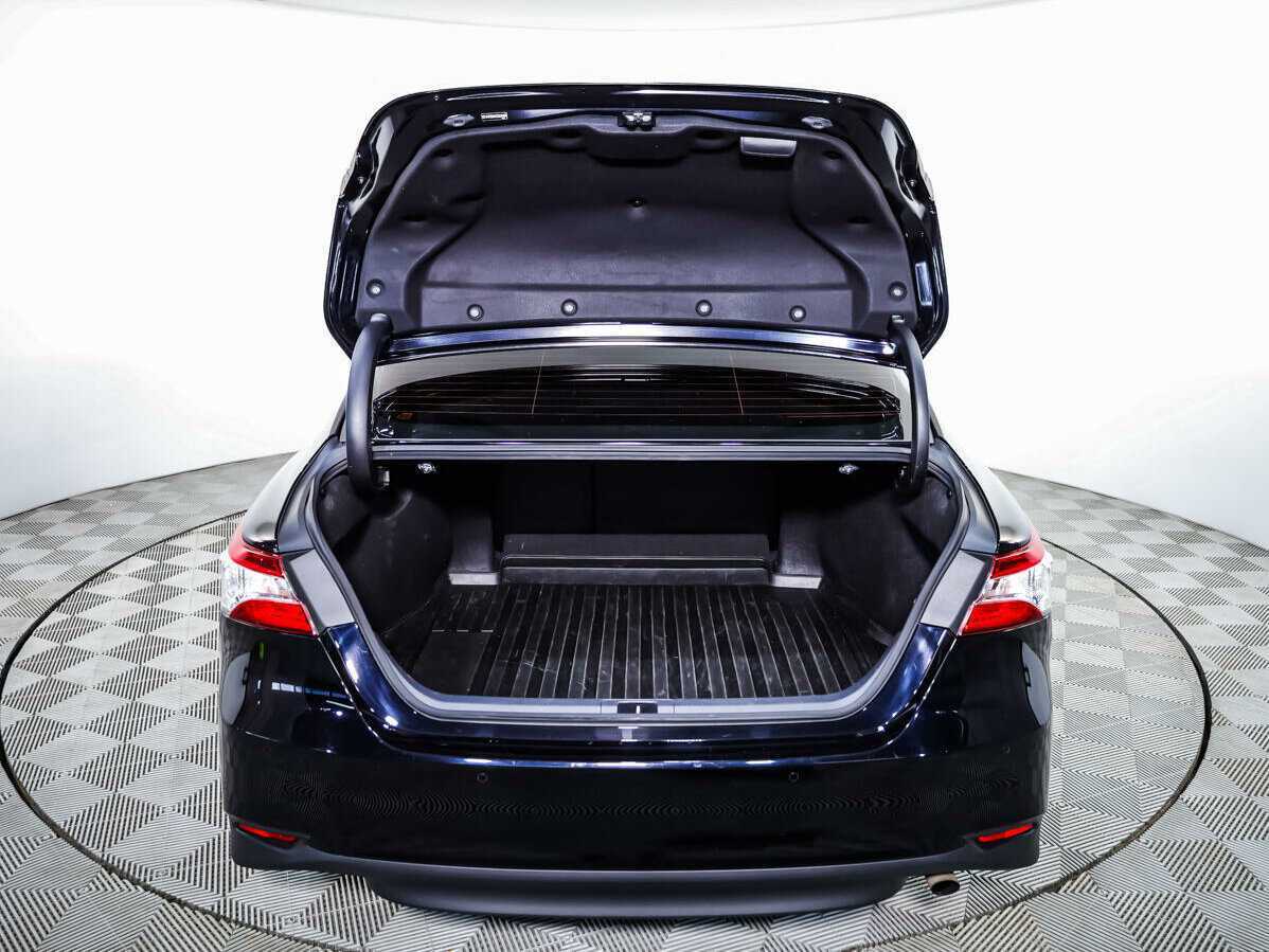 Toyota Camry 2022 года с пробегом. Фото: #16