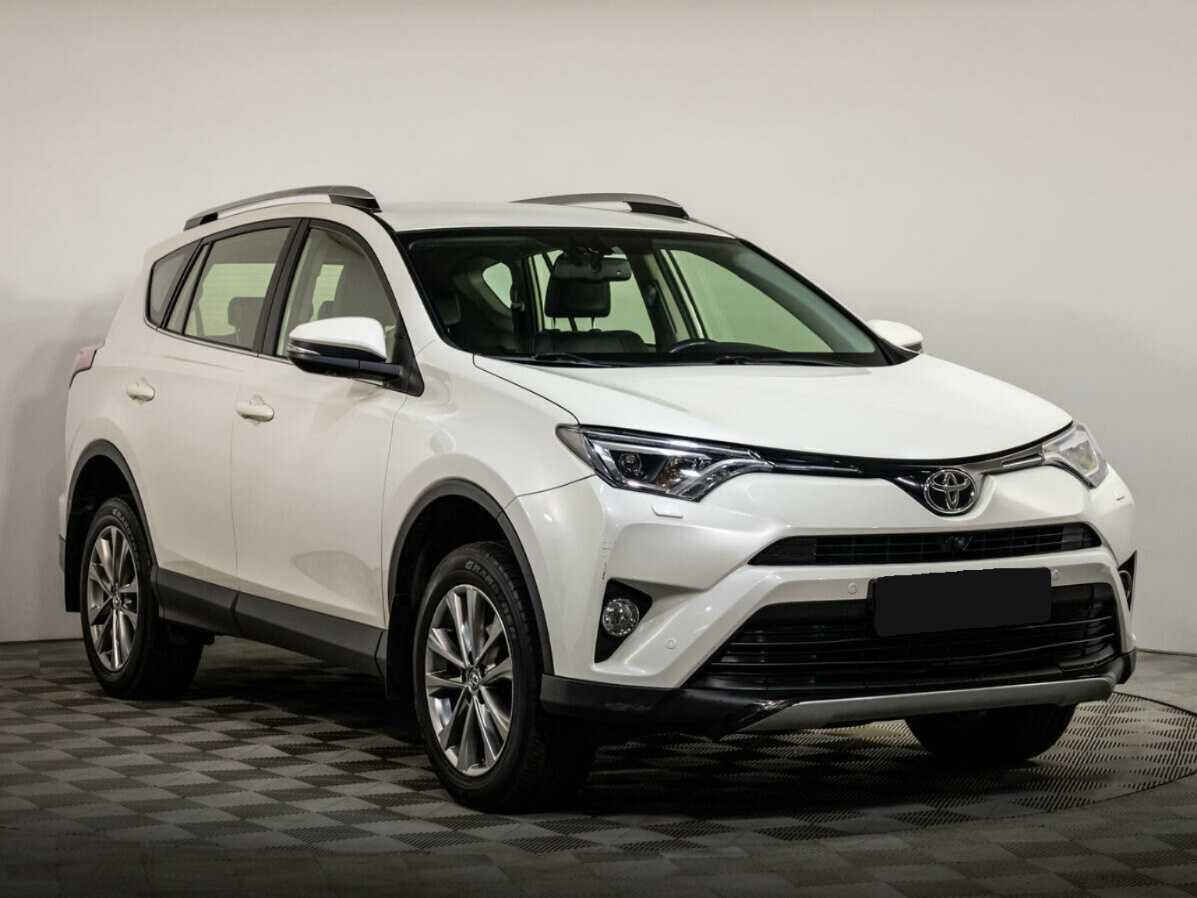 Toyota RAV4 2015 года с пробегом. Фото: #1